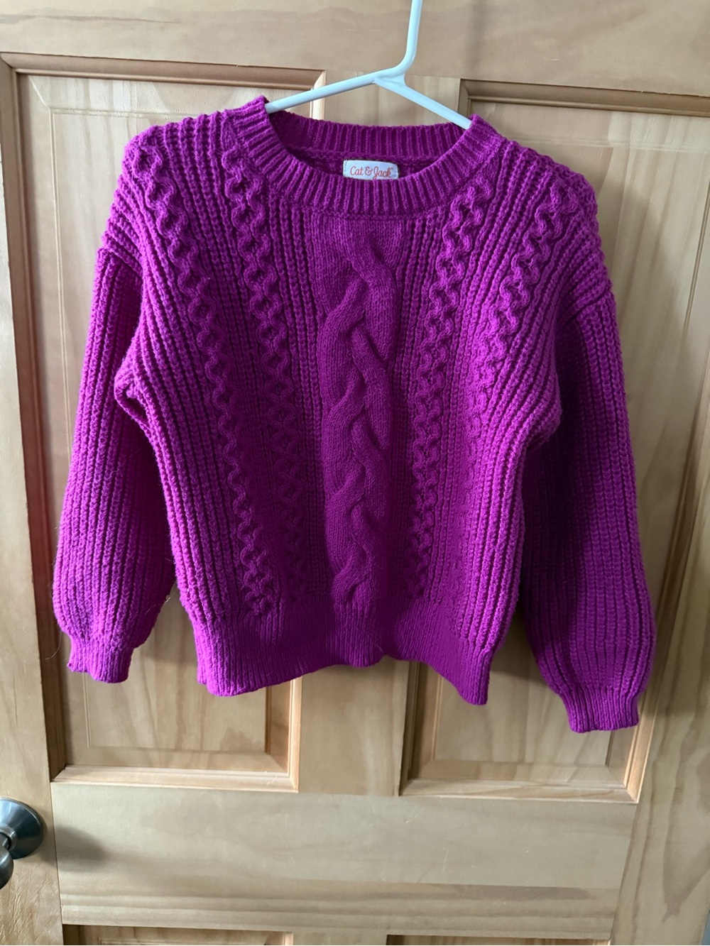 Like New, Girls Size Small (6-7) Cat & Jack Purple Colored Sweater